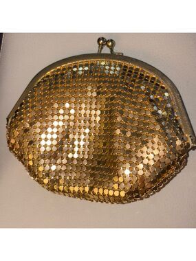 Y & S Mesh Coin Purse Clutch Gold Kiss Lock Vintage